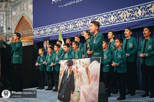 ویژه برنامه فرشتگان مقاومت در حرم مطهر رضوی-۱