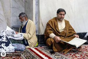 قرائت دعای ام داوود در حرم مطهر رضوی -1