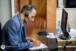 پاسخگویی تلفنی مدیر خدمات فنی و تزئینات محیطی حرم مطهر رضوی به مخاطبان سامانه ۱۳۸