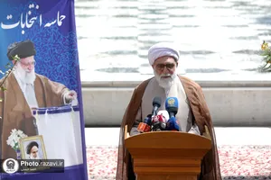 حضور تولیت آستان قدس رضوی در پای صندوق رای انتخابات ریاست جمهوری
