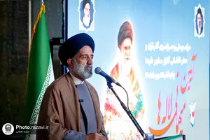 غبارروبی مزار شهدای مدفون در حرم مطهر رضوی