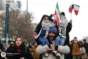 راهپیمایی پرشکوه 22 بهمن در مشهد