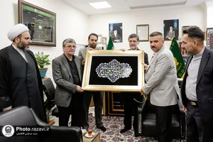 تشرف وزیر کشور عراق به حرم مطهر رضوی