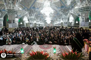 گلباران حرم مطهر رضوی در روز میلاد حضرت معصومه سلام الله علیها