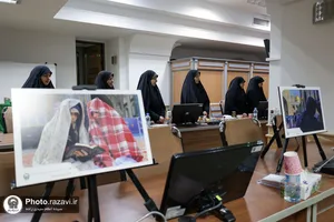 نمایشگاه عکس خادمان خدمه حرم مطهر رضوی