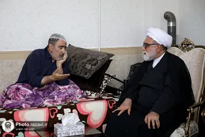 دیدار تولیت آستان قدس رضوی با خانواده شهید مسلم جاویدی مهر و جانباز حسن شکفته در قوچان