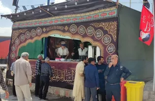 پذیرایی روزانه از ۶ هزار زائر در موکب بویین میاندشت استان اصفهان