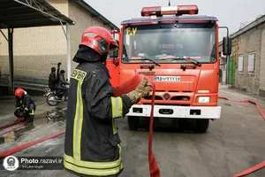 مانور آتش نشانی در شرکت صنایع غذایی رضوی