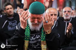 عزاداری سنتی شب چهارم محرم در &laquo;حسینیه حرم&raquo;