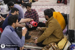 اعتکاف دانشجویی در حرم مطهر رضوی