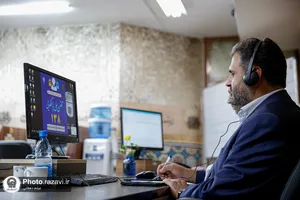 پاسخگویی تلفنی مدیر مرکز خادمیاری بنیاد کرامت رضوی به مخاطبان سامانه ۱۳۸