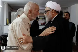 دیدار تولیت آستان قدس رضوی با خانواده شهدای دفاع مقدس و مدافع حرم