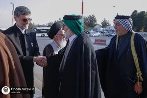 بدرقه شیوخ عشایر عراق در فرودگاه شهید هاشمی&zwnj;نژاد مشهد
