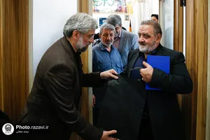 دیدار جمعی از پیشکسوتان رسانه با مدیر عالی حرم مطهر رضوی