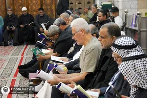 مراسم احیا زائران عرب زبان در شب نوزدهم ماه مبارک رمضان
