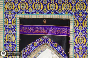 کتیبه آرایی اماکن متبرکه رضوی در دهه پایانی ماه صفر