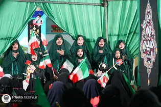 کودکان، پرچمداران کوچک نهضت عاشورا در حرم رضوی