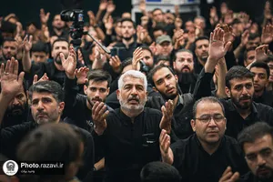 بزرگداشت رهبر شهید انقلاب در حرم مطهر رضوی