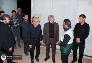 بازدید مدیر عالی حرم مطهر رضوی از موکب کفشداران در ملک&zwnj;آباد 