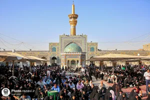 قرائت دعای عرفه در حرم مطهر رضوی-2