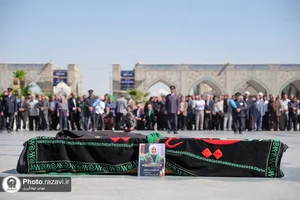 تشییع پیکر حاج سید رضا موید خراسانی در حرم مطهر رضوی
