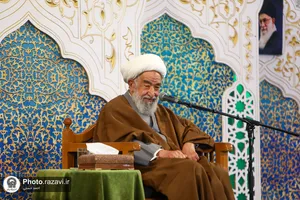 حرم مطهر رضوی در شب ولادت امام حسین(علیه&zwnj;السلام)