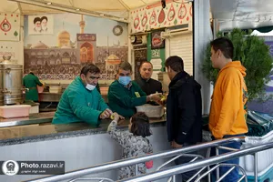 پذیرایی خادمیاران استان آذربایجان غربی از زائرین حرم مطهر رضوی