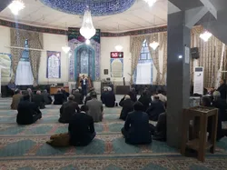 امام حسین(ع) نمونه انسان کامل و عاشورا ظرف زمانی بهره برداری از انسان کامل است