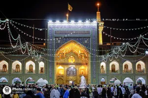 شب میلاد امام حسن عسکری(علیه&zwnj;السلام) در حرم مطهر رضوی