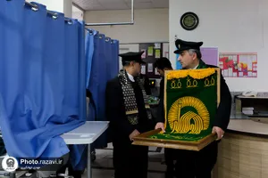 حضور خدام حرم مطهر رضوی در بیمارستان امید