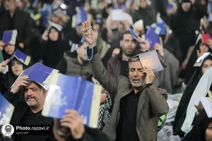 مراسم احیاء شب بیست و یکم ماه رمضان در حرم مطهر رضوی - 1