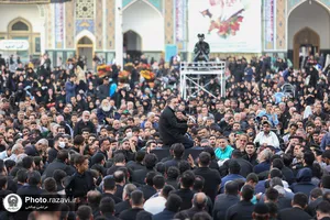 آیین چهارپایه خوانی در سالروز شهادت امیرالمومنین علیه السلام در حرم مطهر رضوی - 1