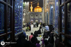 حال و هوای حرم مطهر رضوی در شب عید غدیر