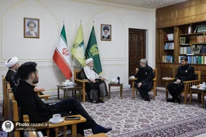 دیدار مدیر عالی حرم مطهر رضوی با آیت الله سبحانی