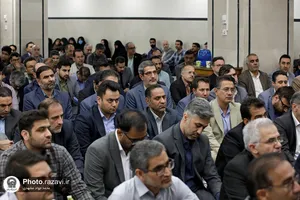 نشست صمیمی قائم&zwnj; مقام تولیت آستان قدس رضوی با کارکنان