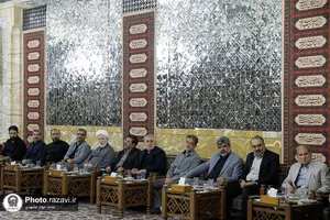 دیدار جمعی از نویسندگان با تولیت آستان قدس رضوی