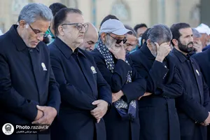 عزاداری خادمان حرم&zwnj; مطهر رضوی در صبح شهادت امام حسن عسکری علیه&zwnj;السلام