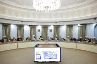 نشست هم‌اندیشی اساتید قرآن کشور در حرم مطهر رضوی