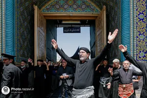 حرم مطهر رضوی در روز شهادت امام رضا علیهم&zwnj;السلام