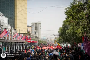 پیاده&zwnj;روی جاماندگان اربعین در مشهد -۱