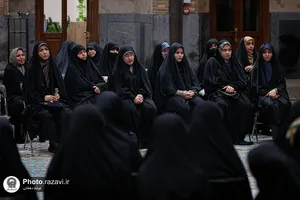 جلسه دفاع از پایان نامه دانشجویان دانشگاه امام رضا علیه&zwnj;السلام در حرم مطهر رضوی
