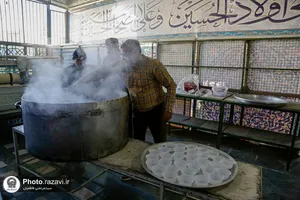 توزیع صبحانه نذری به مناسبت میلاد امیرالمومنین(علیه&zwnj;السلام)