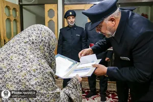 تکریم ۱۵۰ خانواده دارای سه معلول توسط آستان قدس رضوی