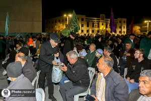 گلباران حرم مطهر رضوی در شب میلاد جوادالائمه(علیه&zwnj;السلام)