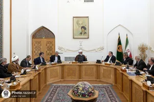 ضرورة النظرة الوطنية إلى قضية الزيارة / الإمام الرضا(ع) محور الهداية والسكينة ووحدة الشعب الإیراني