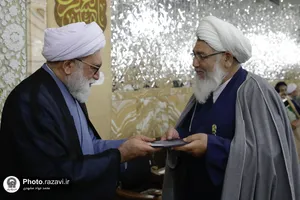 اعطای احکام سرکشیک&zwnj;ها و معاونان کشیک خدام حرم مطهر رضوی