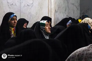 وداع دختران نوجوان معتکف رمضانیه در حرم مطهر رضوی