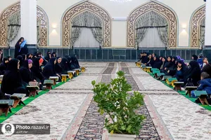 کرسی تلاوت رضوی در آرامگاه شهید مدرس (ره)