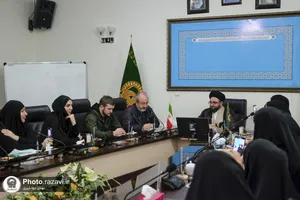 دیدار جمعی از بانوان فعال فرهنگی در روسیه با معاون امور بین&zwnj;الملل آستان قدس رضوی