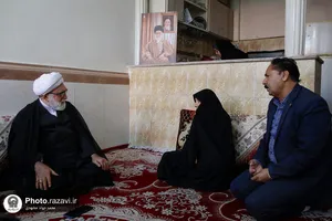 دیدار تولیت آستان قدس رضوی با خانواده شهدای دفاع مقدس و مدافع حرم
